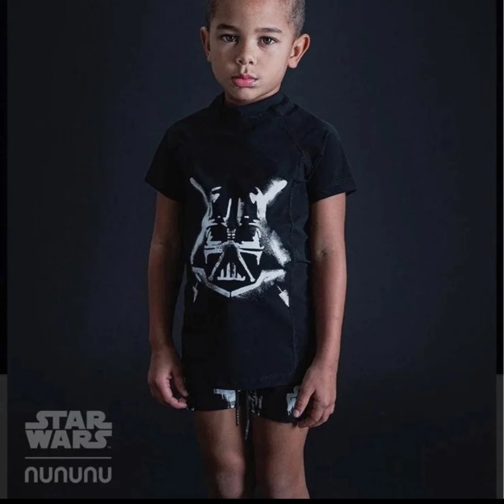 Nununu Starwar Darth Vader rashguard 8-9